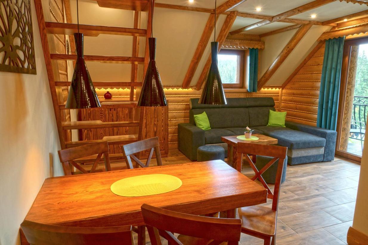Apartamenty Zloty Gron 伊斯泰布纳 外观 照片