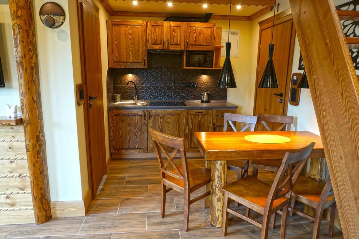 Apartamenty Zloty Gron 伊斯泰布纳 外观 照片