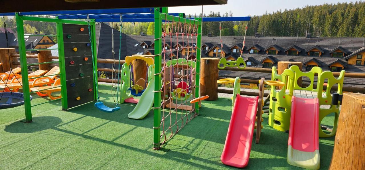 Apartamenty Zloty Gron 伊斯泰布纳 外观 照片