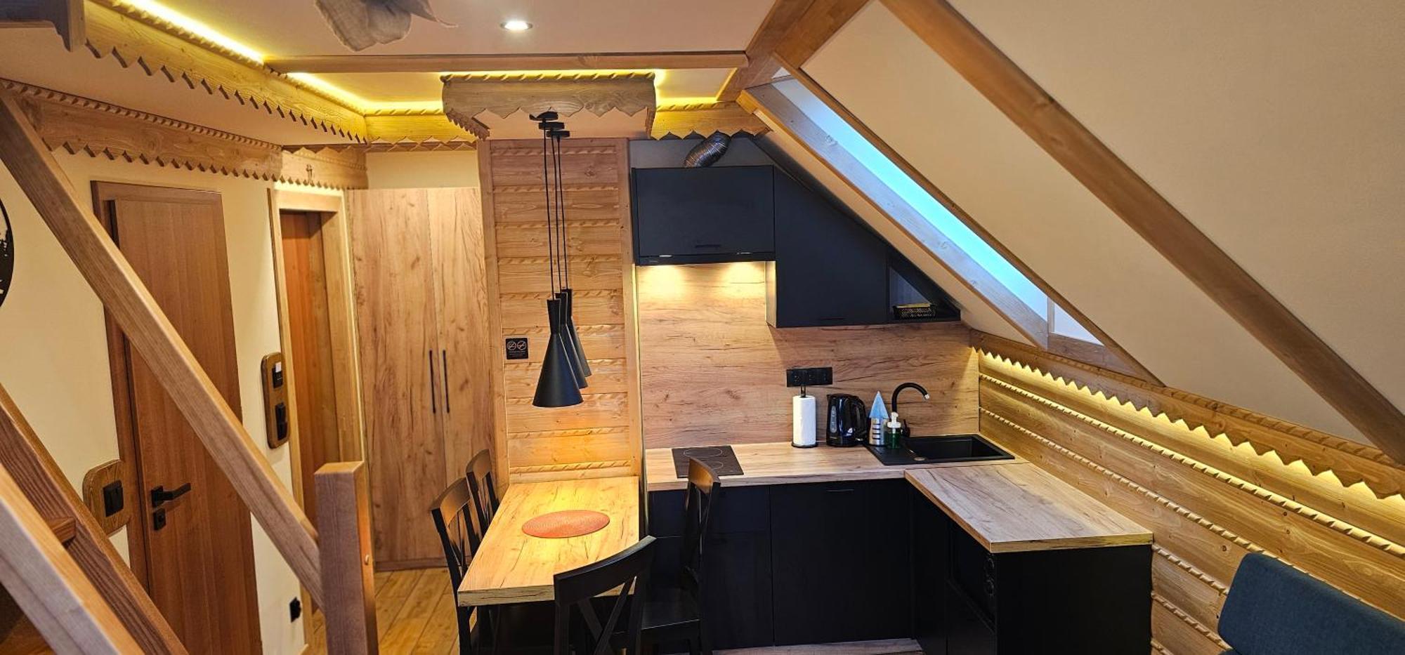 Apartamenty Zloty Gron 伊斯泰布纳 外观 照片